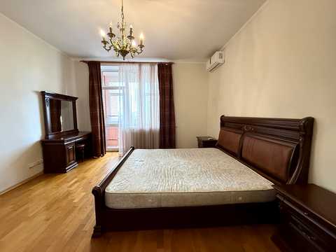 квартира за адресою Лесі Українки бульв., 7-Б