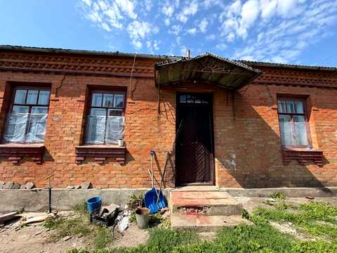 будинок за адресою Центральна, 132