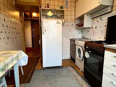 квартира за адресою Воскресенський просп. (Перова), 38