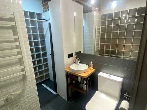 квартира за адресою Магазинова вул., 3