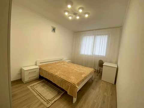 квартира по адресу Угорская ул., 14-Е