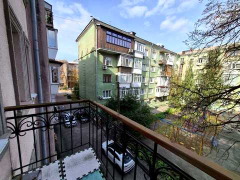 квартира за адресою Шовковична вул., 7-А