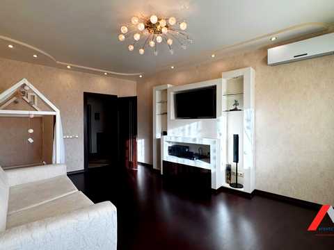 квартира по адресу Олены Пчилки ул., 2