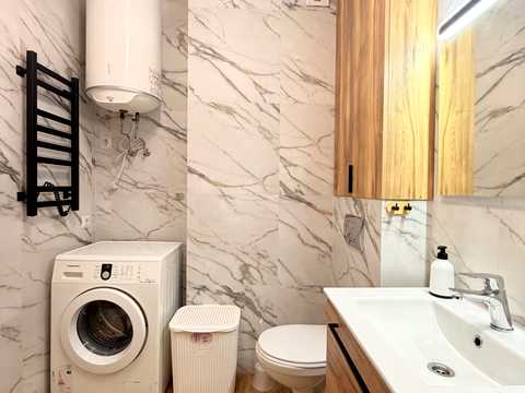 квартира за адресою Гліба Бабіча вул. (Канальна), 8-Б