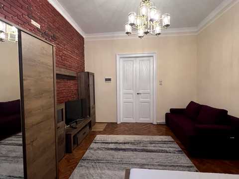 квартира за адресою Шептицьких вул., 18