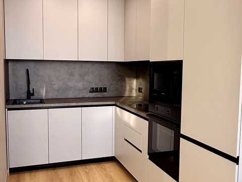 квартира по адресу Генерала Грекова ул., 4