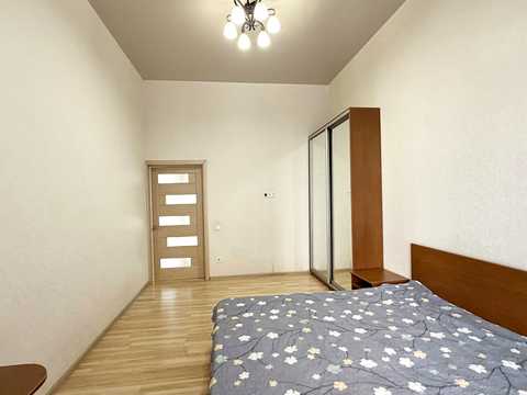 квартира за адресою Ревуцького вул., 9