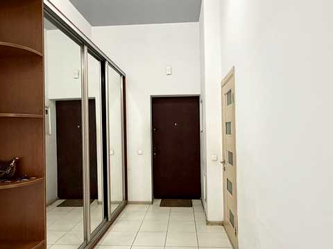 квартира за адресою Ревуцького вул., 9