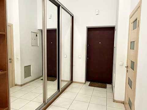 квартира за адресою Ревуцького вул., 9