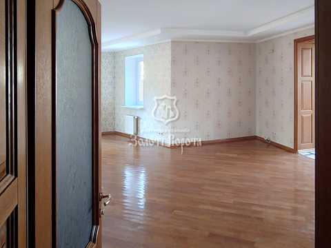 будинок за адресою Грушевського вул., 6