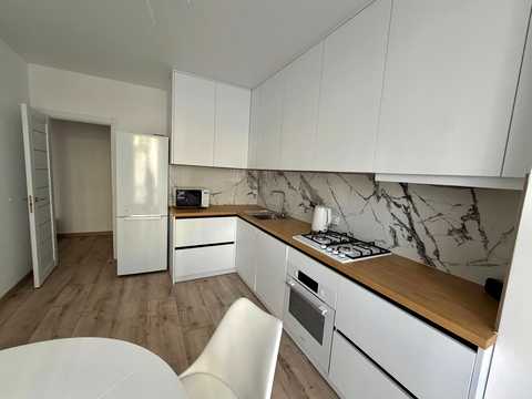 квартира за адресою Залізнична вул., (Будинок 12)