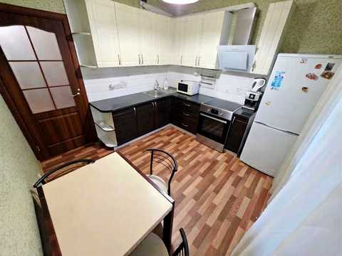 квартира по адресу Софии Русовой ул., 3