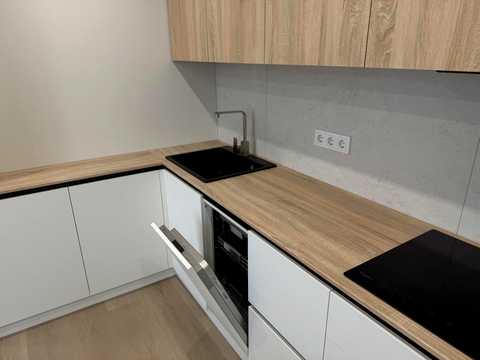 квартира за адресою Романа Левицького вул., 4