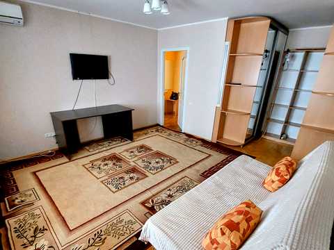 квартира по адресу Романа Шухевича просп. (Генерала Ватутіна), 24