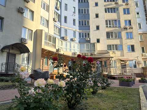 квартира по адресу Академика Глушкова просп., 9-В