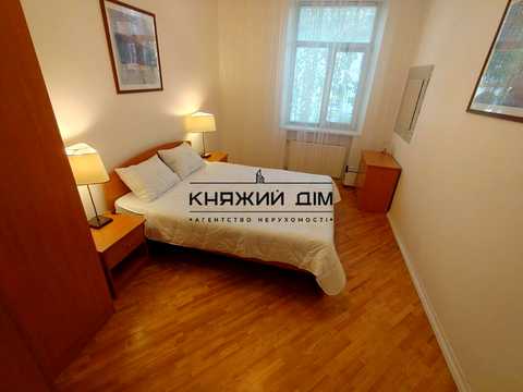квартира за адресою Івана Франка вул., 22/24