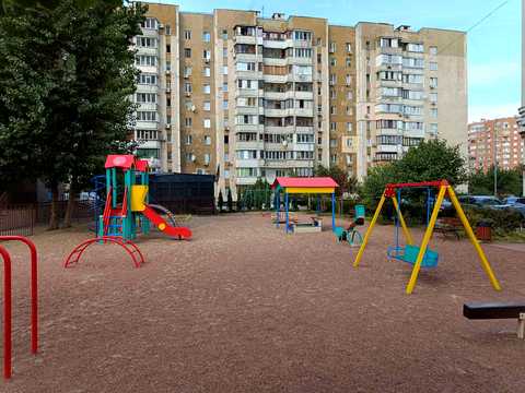 квартира за адресою Драгоманова вул., 40-Е