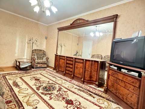 квартира за адресою Ревуцького вул., 19/1