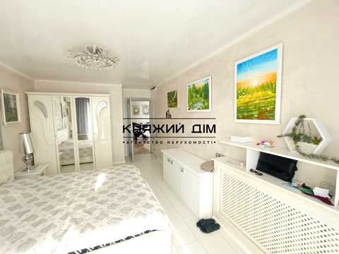 квартира за адресою Антоновича вул. (Горького), 140