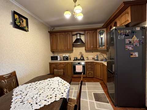 будинок за адресою Площа Народна