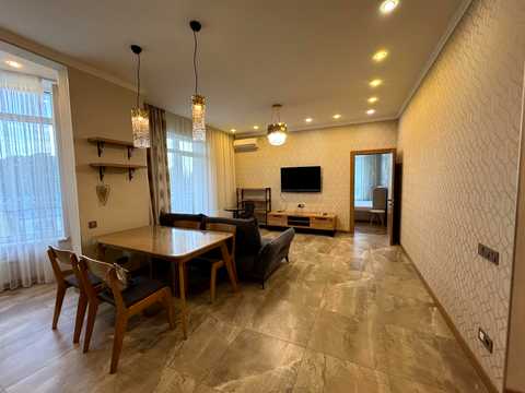 квартира за адресою Італійський бульв., 1г