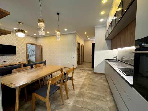 квартира за адресою Італійський бульв., 1г