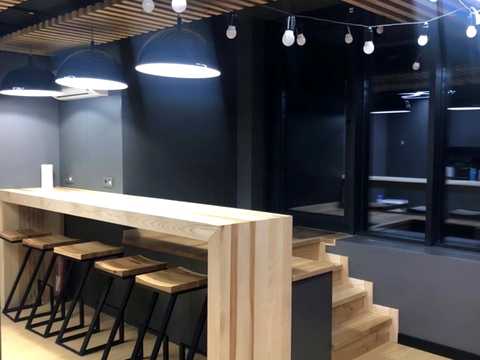 комерційна за адресою Антоновича вул. (Горького), 74