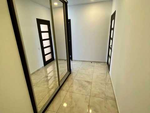 квартира за адресою Зарічна вул., (Будинок 7)