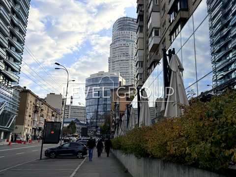 коммерческая по адресу Кловский спуск, 7