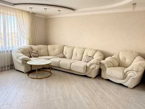 квартира за адресою Зарічанська вул., 52