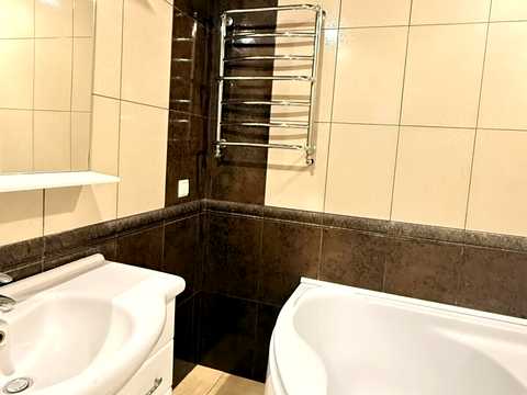 квартира за адресою Зарічанська вул., 52