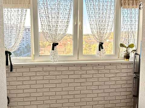 квартира за адресою Зарічанська вул., 52