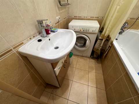 квартира по адресу Полякова ул., 21