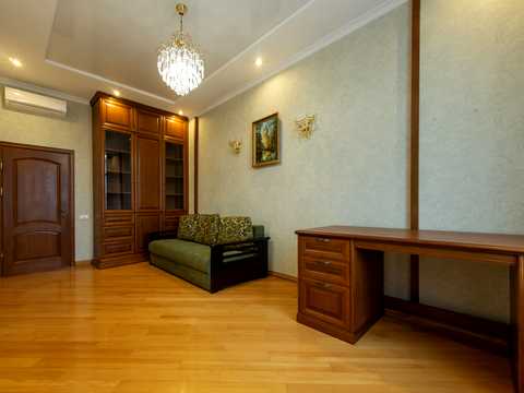 квартира за адресою Берестейський просп. (Перемоги), 42