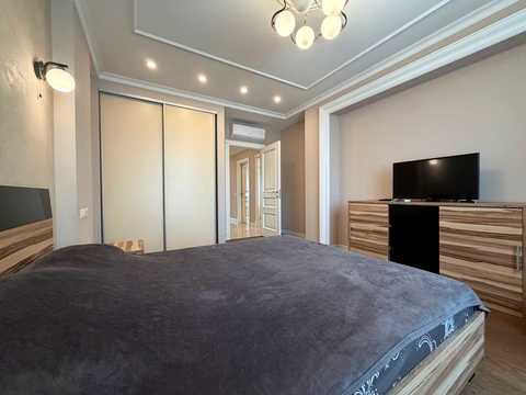 квартира за адресою Дмитрівська вул., 75