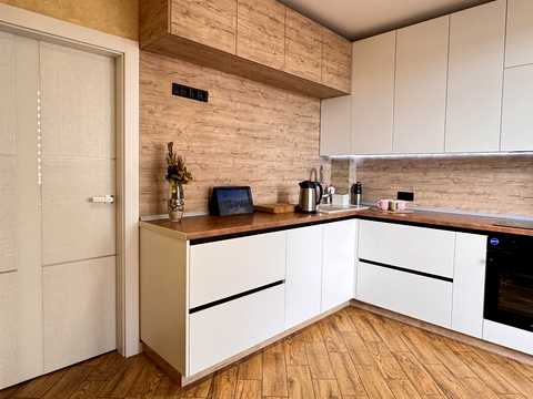 квартира за адресою Дмитра Коцюбайла вул., 3