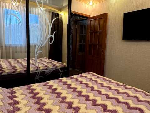 квартира за адресою Леся Сердюка вул. (Командарма Корка), 38