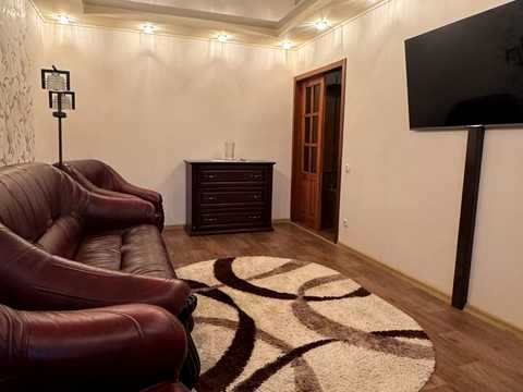 квартира за адресою Леся Сердюка вул. (Командарма Корка), 38