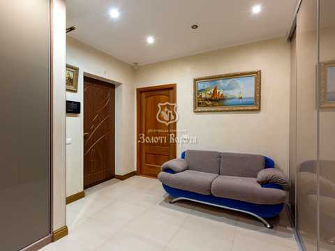 квартира за адресою Верховинна вул., 35
