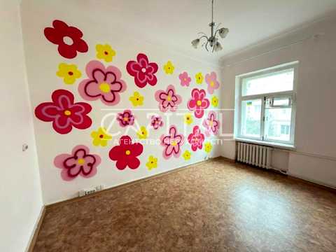 комерційна за адресою Дарвіна вул., 8