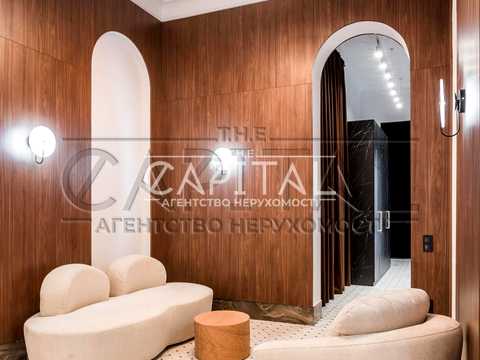 комерційна за адресою Саксаганського вул., 58