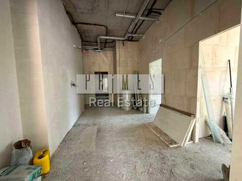 комерційна за адресою Соборна вул., 12