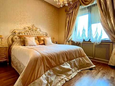 будинок за адресою смт. Обухівка, Садова вул.