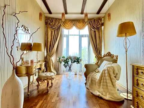 будинок за адресою смт. Обухівка, Садова вул.
