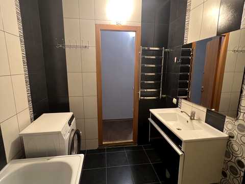 квартира за адресою Єлизавети Чавдар вул., 4