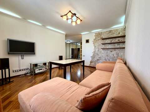 квартира за адресою Драгоманова вул., 31-Б