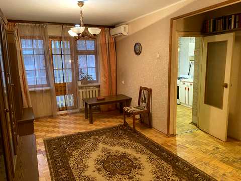 квартира за адресою Любомира Гузара просп. (Космонавта Комарова), 8