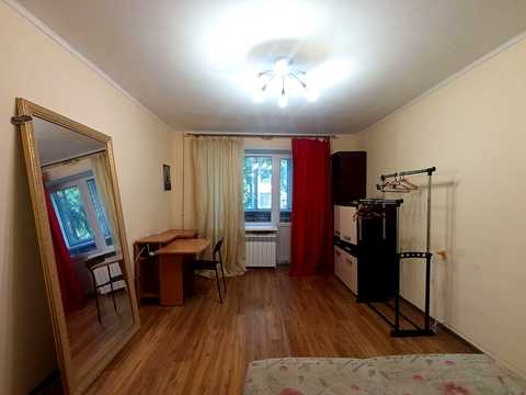 квартира за адресою Олександра Довженка вул., 14-Б
