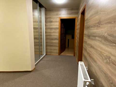 комерційна за адресою Анни Ахматової вул., 13