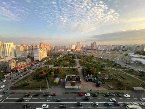 квартира по адресу Драгоманова ул., 44-А